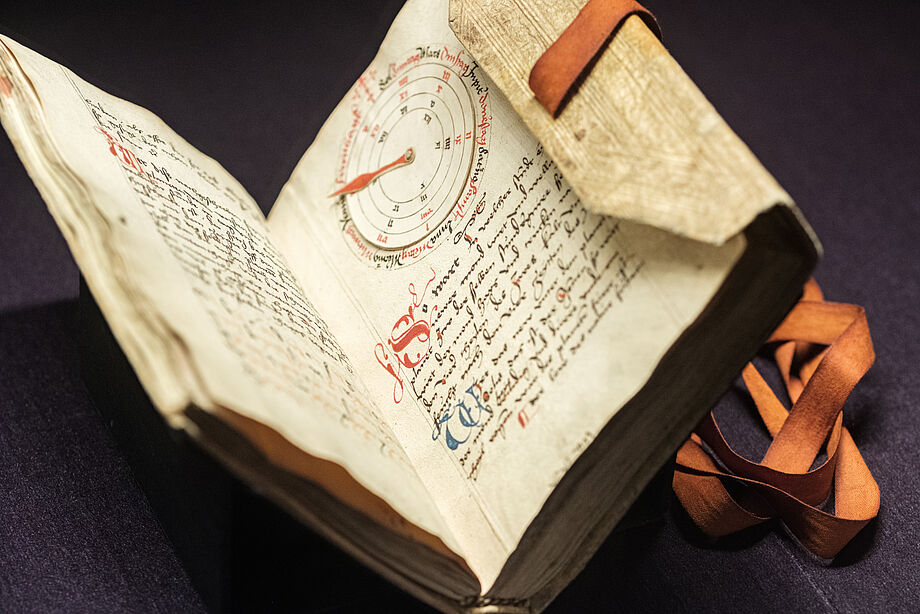 Codex um 1515: umfangreichste erhaltene Sammlung mantischer und magischer deutscher bzw. lateinisch-deutscher Texte des Spätmittelalters, Foto: Anne Lippert
